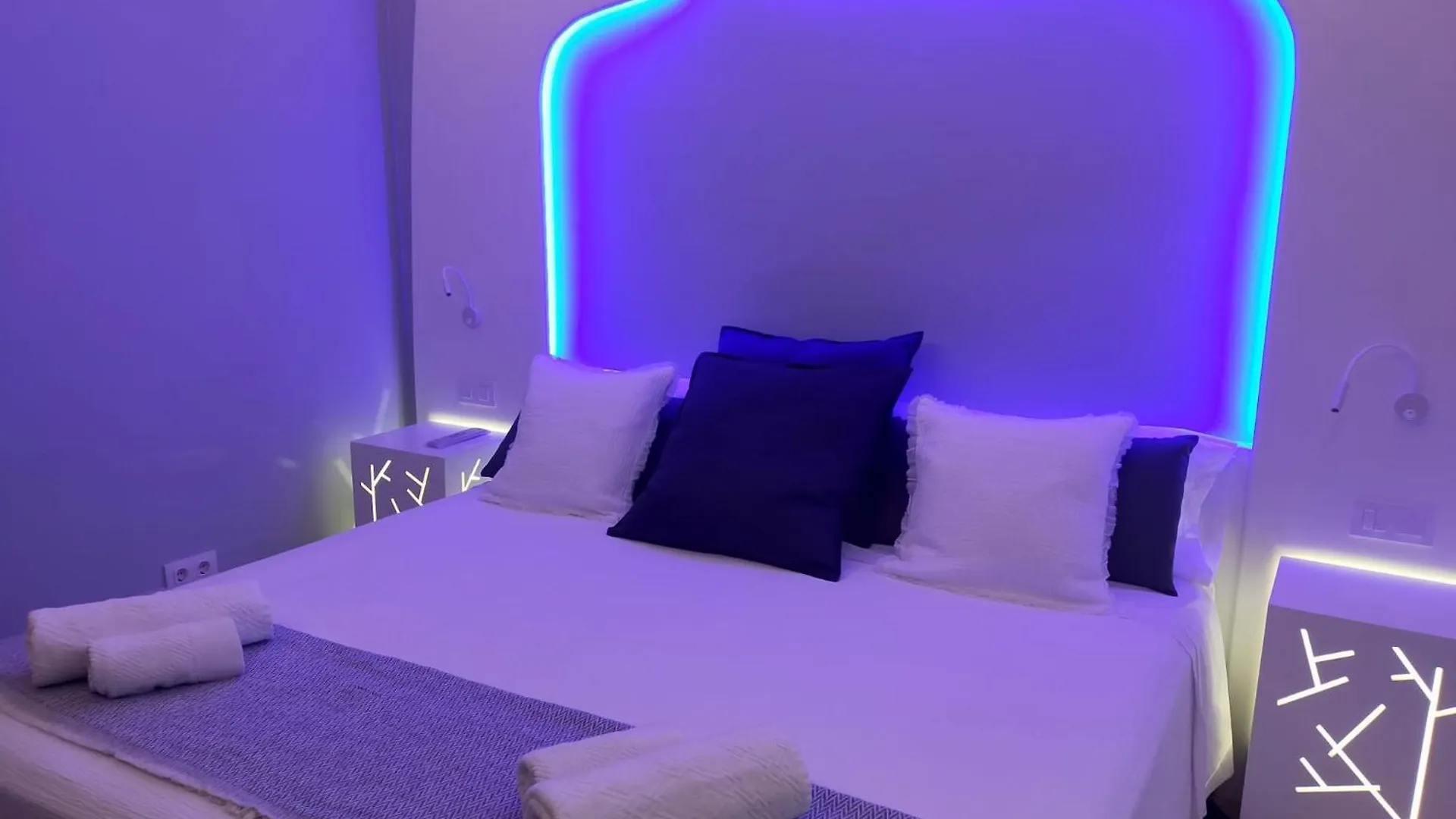 Bastinazo Alohadream - Exclusivo - Design Suite Luxury Love And Spa - Jacuzzi Y Sauna Privados El Puerto de Santa Maria Apartment